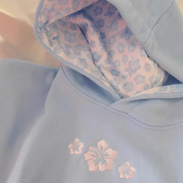 Moletom Feminino com Capuz Bordado Borboleta – Manga Lanterna Estilo Y2K