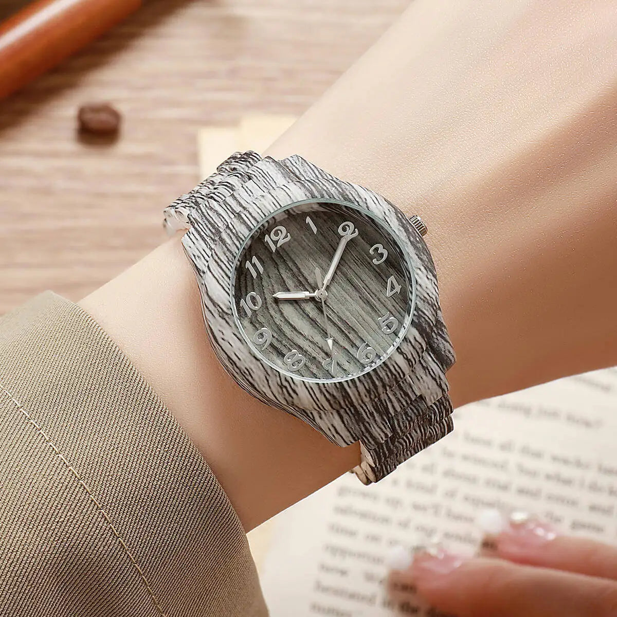 Relógio Feminino Casual Padrão Madeira - Quartzo - 5 Cores