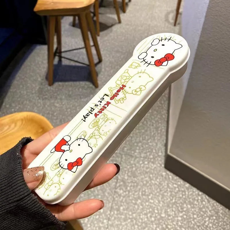 Kit Talheres Hello Kitty Sanrio - Garfo, Colher e Hashi em Aço Inox Portátil